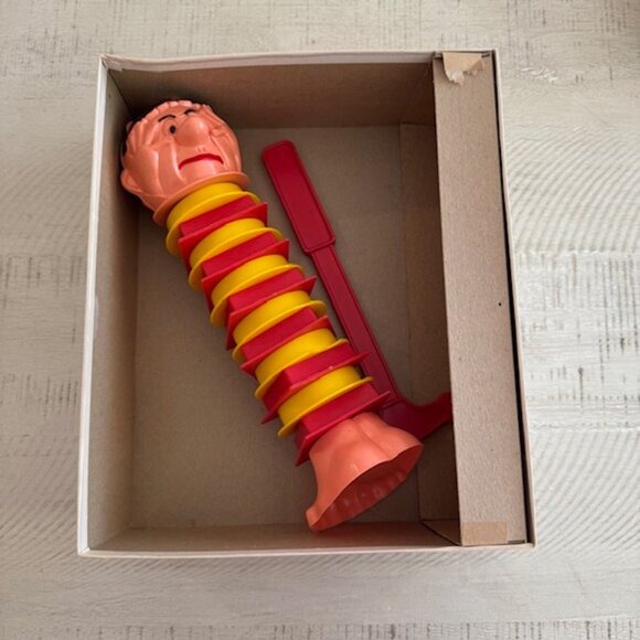 Vintage 1965 Mint Milton Bradley Bash! A Real Knockout Game #4543 - Picture 4 of 9